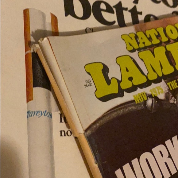 2 vintage adult national Lampoon magazines - Picture 3 of 7